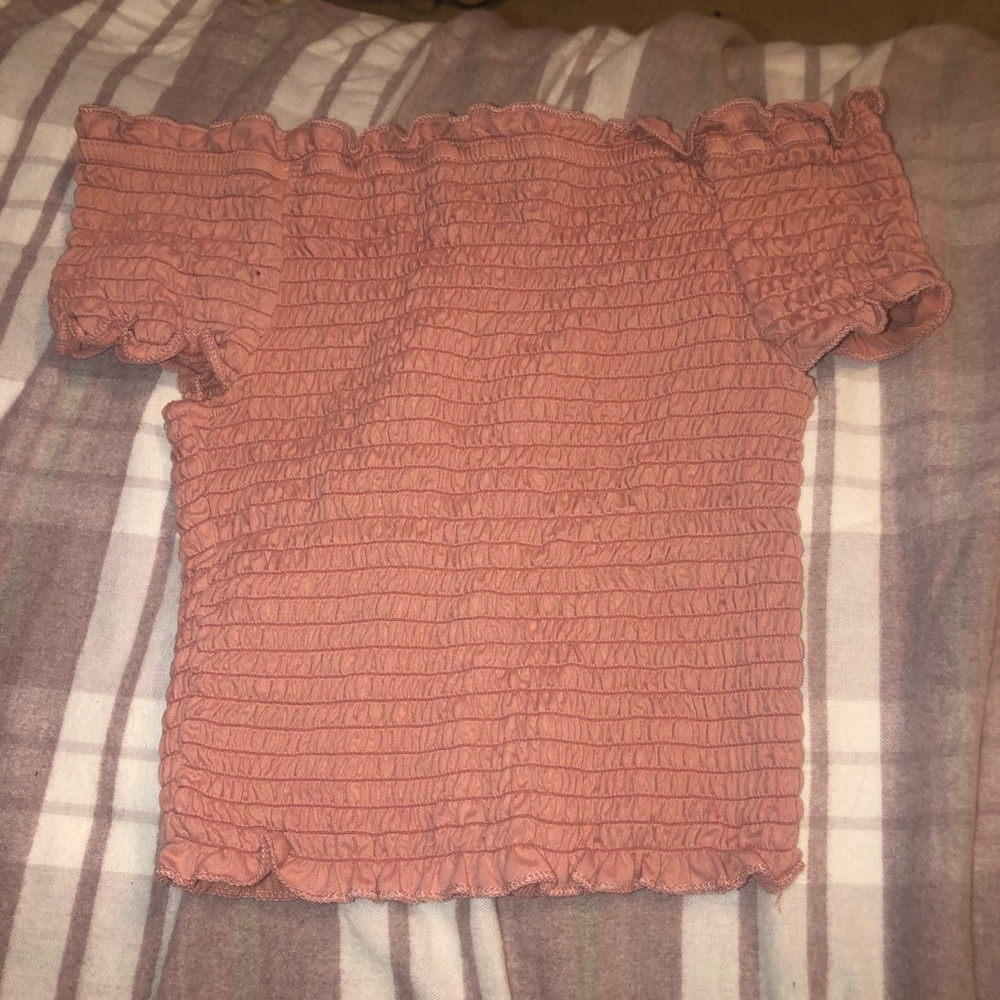 pink crop top